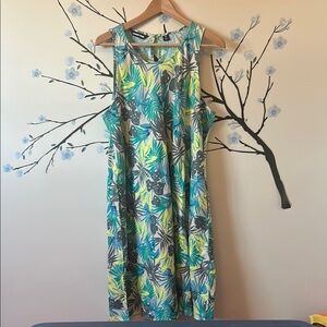 Lands End VGUC oversized beautiful Linen Tropical Sleeveless Dress, side pockets